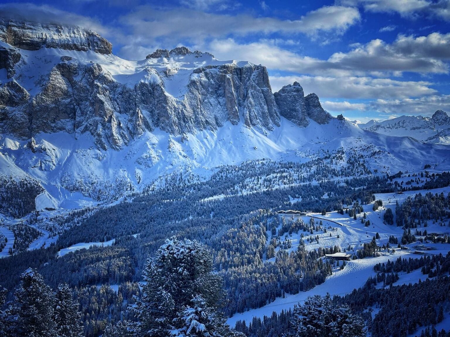 Guided ski trips Italy
